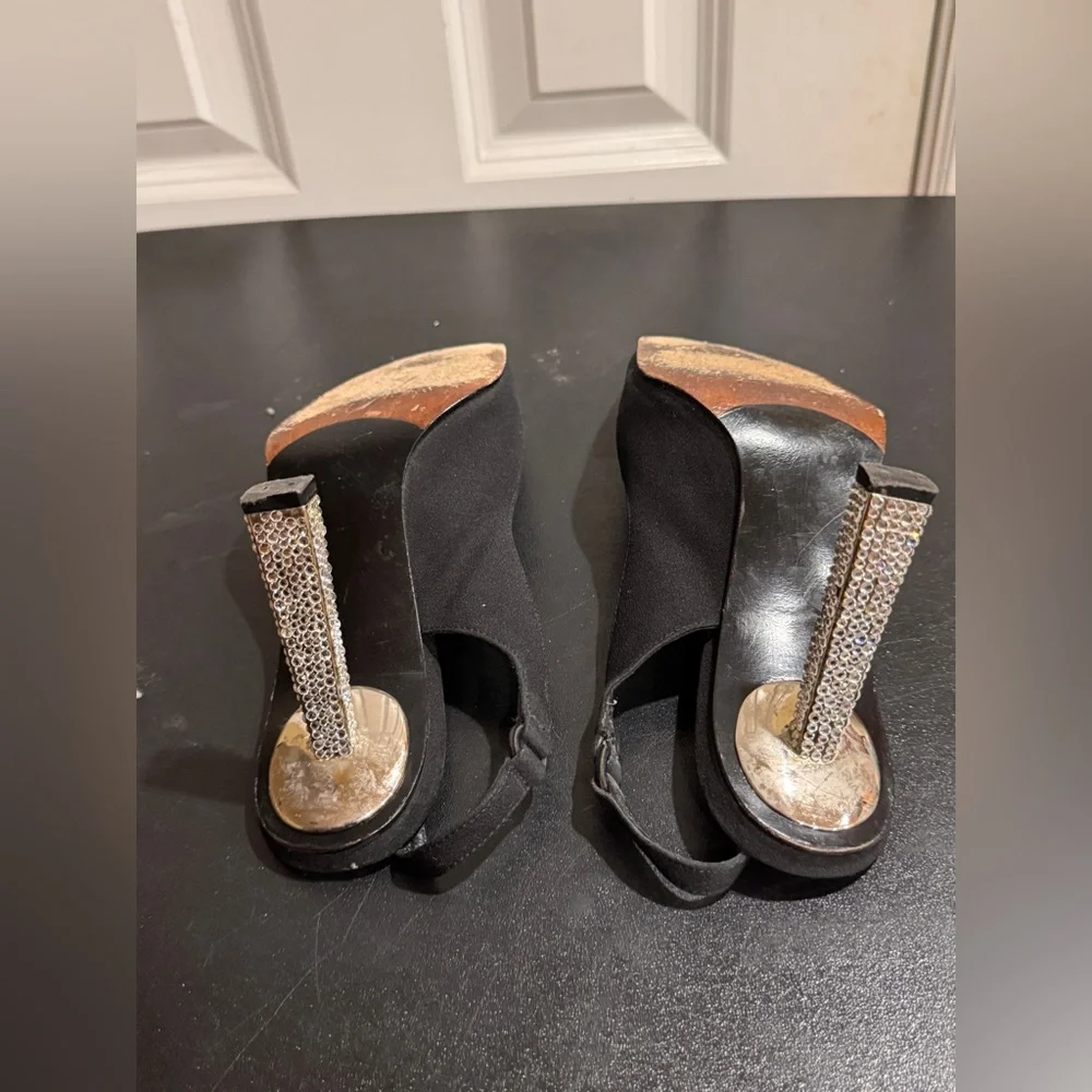Stuart Weitzman Black satin and Silver rhinestone Embellished Heels size 9 b